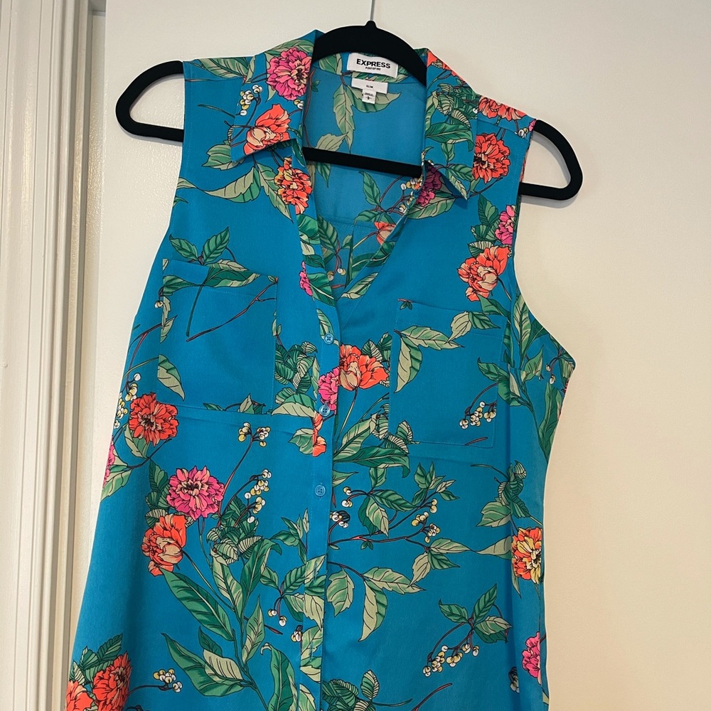 Women top